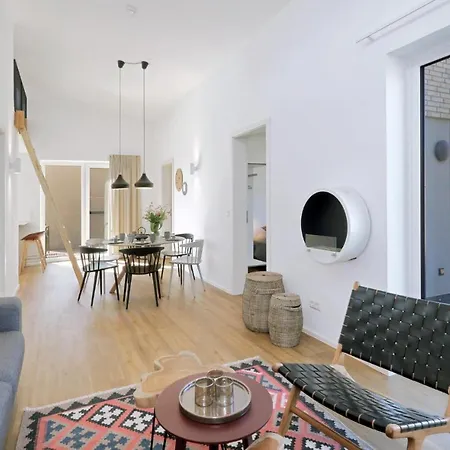 Stunning In Lembruch-duemmer With Kitchen