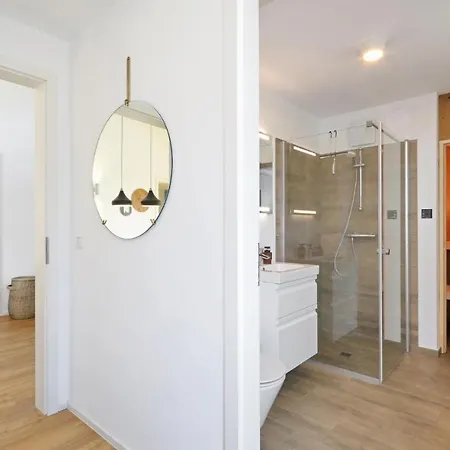 Stunning In Lembruch-duemmer With Kitchen * למברוך
