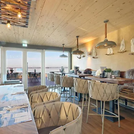 Stunning In Lembruch-duemmer With Kitchen Holiday home