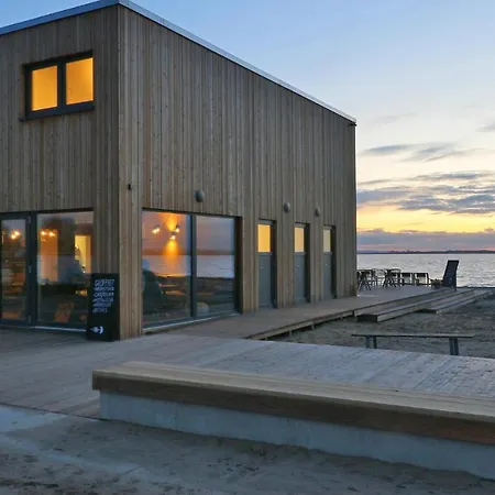 Holiday home Stunning In Lembruch-duemmer With Kitchen